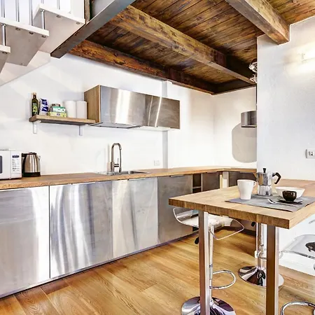 Apartment La Quiete In Centro By Wonderful Italy