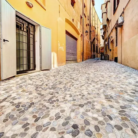 Apartment La Quiete In Centro By Wonderful Italy *